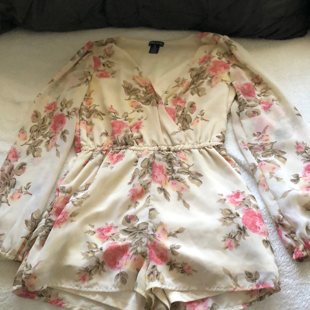 Shorts romper
